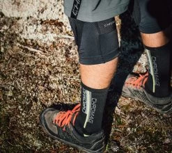 Chromag Rift Protection Knee Guard -Bicycle Equipment Store chromag chromag rift protection knee guard 3