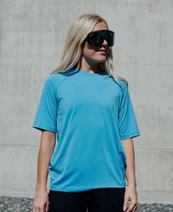 POC Women's Reform Enduro Light Tee 6 POC Women's Reform Enduro Light Tee -Bicycle Equipment Store poc poc womens reform enduro light tee